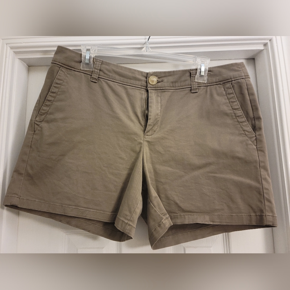 Liz Claiborne classic shorts sz 10